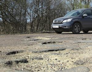 В Ярославле дорожные ямы засадят картошкой