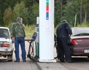 Россияне тратят на авто 4 тысячи в месяц