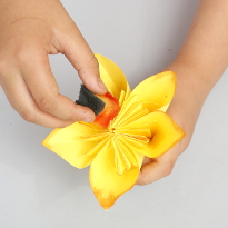 Оригами: Кусудама. Шаг 10