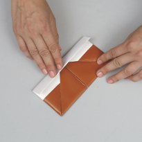 Шапки из бумаги: пилотка. Шаг 8