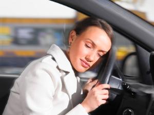 Водителям придется заново сдавать теорию