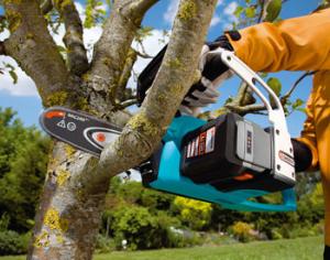 Под маркой Gardena выпущены электропилы для женщин