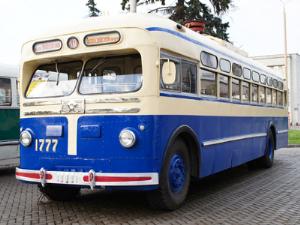 Движение транспорта можно отслеживать через мобильное приложение