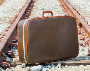 Забытые в поездах вещи выложат в интернет