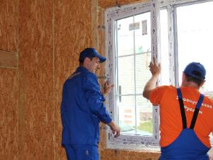 <strong>Садовник</strong> и <strong>Фабрика Окон</strong> публикуют мастер-класс по установке окон