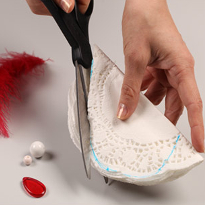 Бумажные украшения к празднику. Шаг 2