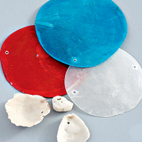 Поделки для сада: мобиль из ракушек. Шаг 3