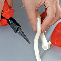 Поделки для сада: мобиль из ракушек. Шаг 6