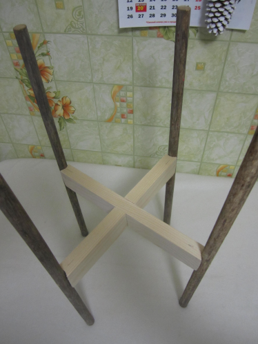 Стоечка для цветов. Шаг 6