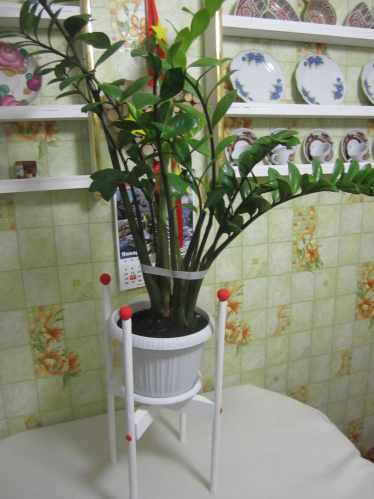 Стоечка для цветов. Шаг 9