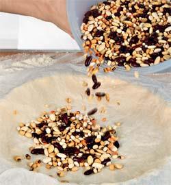 Пирог с виноградом и миндалем. Шаг 3