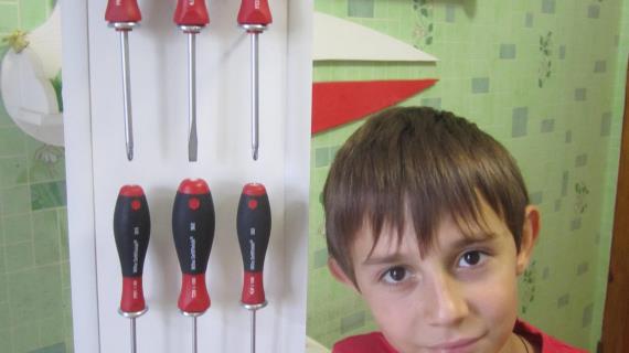 Вращающаяся стоечка для инструмента!