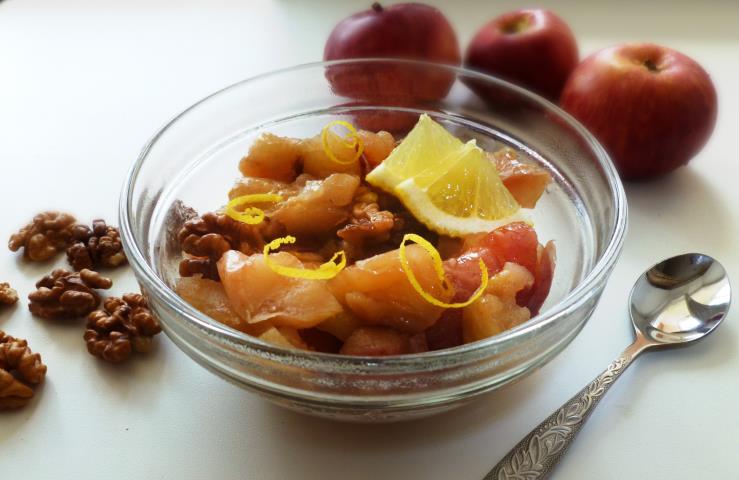 Варенье из яблок с грецкими орехами и лимоном 