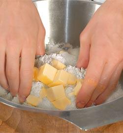 Тыквенный пирог с ореховой крошкой. Шаг 2