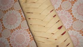 Плетенка с земляникой. Шаг 5