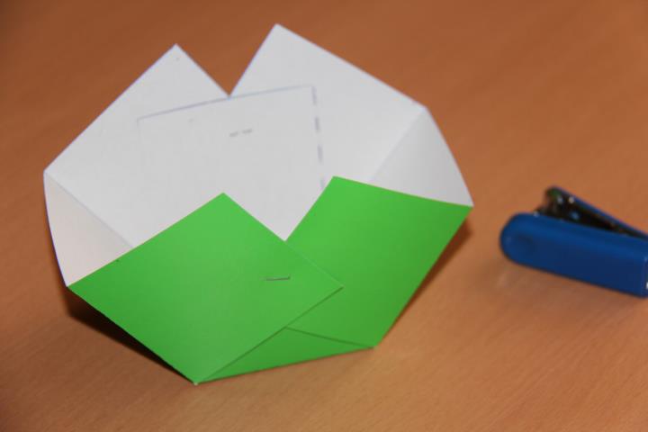 Корзинка для подарка своими руками . Шаг 4