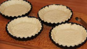 Тарталетки с кремом из творожного сыра. Шаг 3