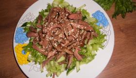 Теплый салат с утиной грудкой. Шаг 4