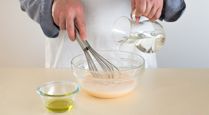 Пышные блины с дырочками. Шаг 3