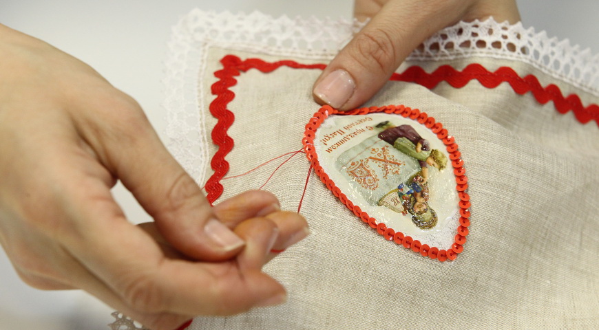 Пасхальный декупаж салфетки. Шаг 7