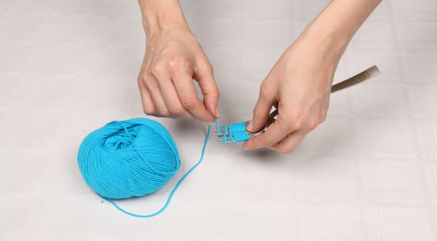 Салфетка с помпонами