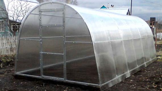 Готовь теплицу с осени. Полезные советы