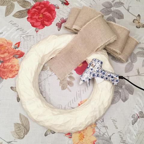 Создаем Рождественский венок своими руками . Шаг 6