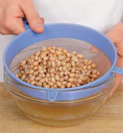 Пхали из белой фасоли. Шаг 1