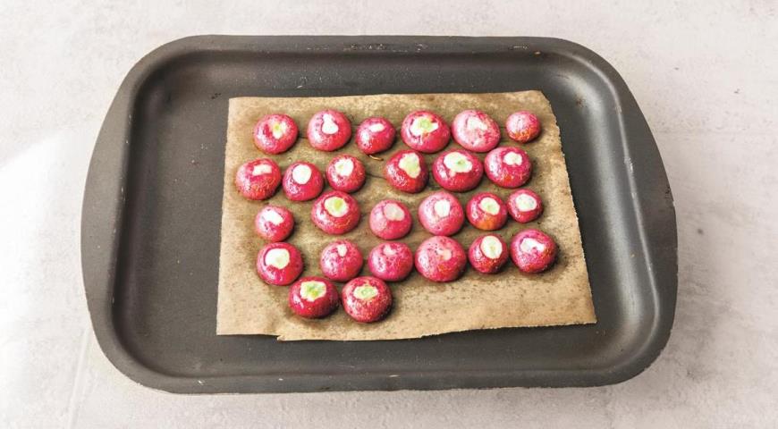 Салат из печеной редиски. Шаг 2