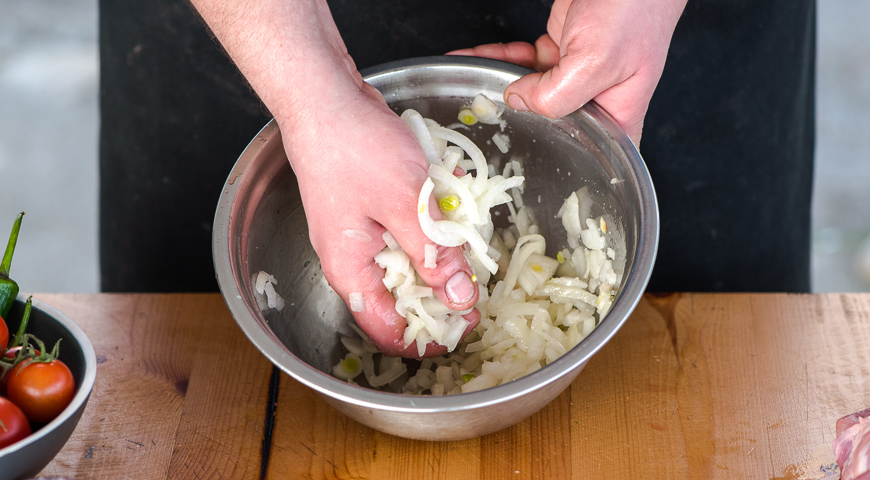 Шашлыки из говядины с помидорами черри . Шаг 2 Шашлыки из говядины с помидорами черри . Шаг 2
