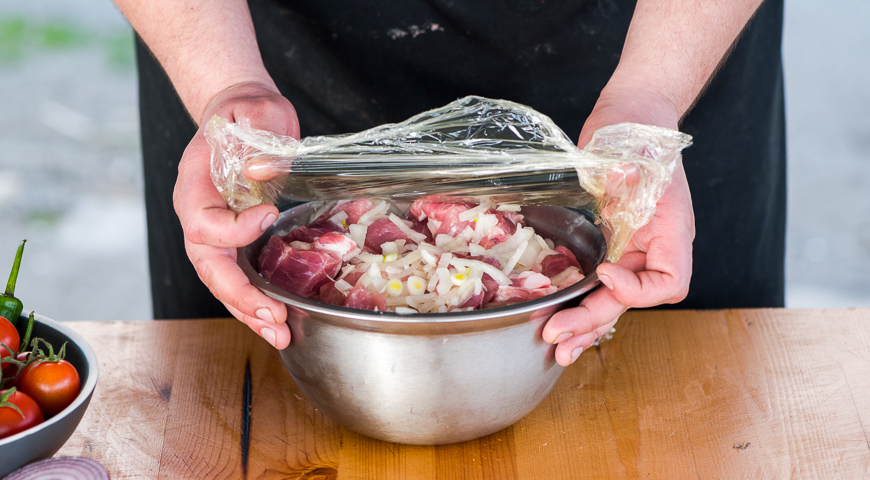 Шашлыки из говядины с помидорами черри . Шаг 3 Шашлыки из говядины с помидорами черри . Шаг 3