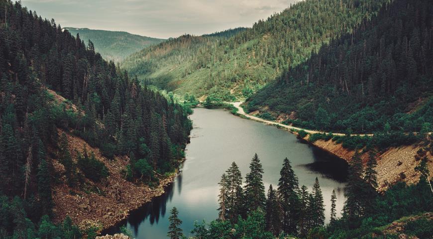 Дальний Восток, природа, ущелье