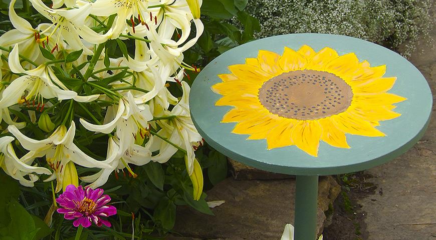 Садовый стол своими руками в виде цветка от Ольги Вороновой