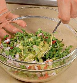 гуакамоле с авокадо