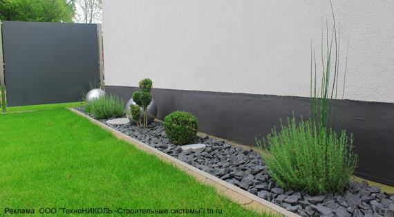 Как сделать отмостку частью ландшафтного дизайна: 3 готовых решения