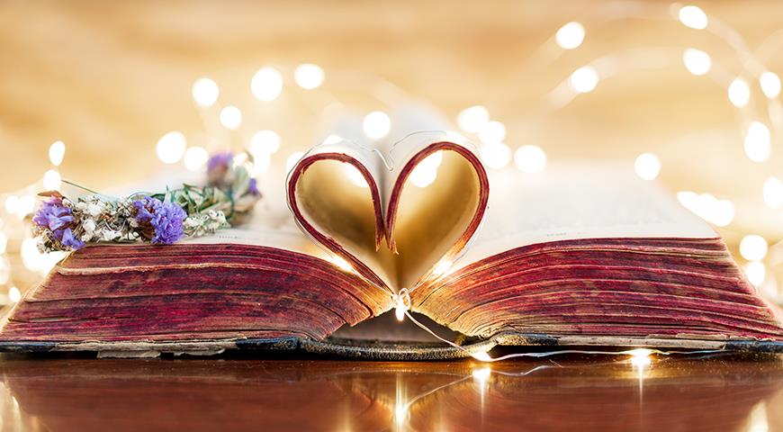 Подарки женщинам на 8 Марта